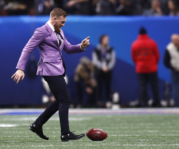 Мегрегор изненадио супругу: Поклон од 180.000 евра упакован у црвену машницу (ФОТО)