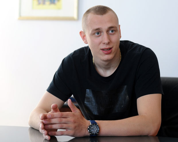 Србин дебитовао у НБА: Смаилагић заиграо за Вориорсе и одушевио Карија и Томпсона (ВИДЕО)