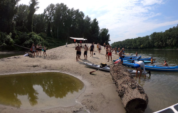 У кајаку Тисом, кроз Мађарску и Србију