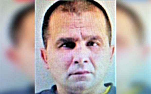 Малчански берберин ЈЕДНИМ ПИТАЊЕМ намамио Монику: Девојчица села у кола да би му помогла