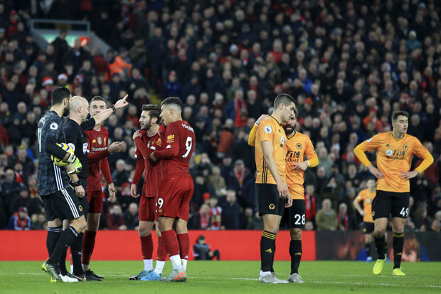 У Премијер лиги сви против ВАР технологије: У полусезони поништено је чак 22 гола