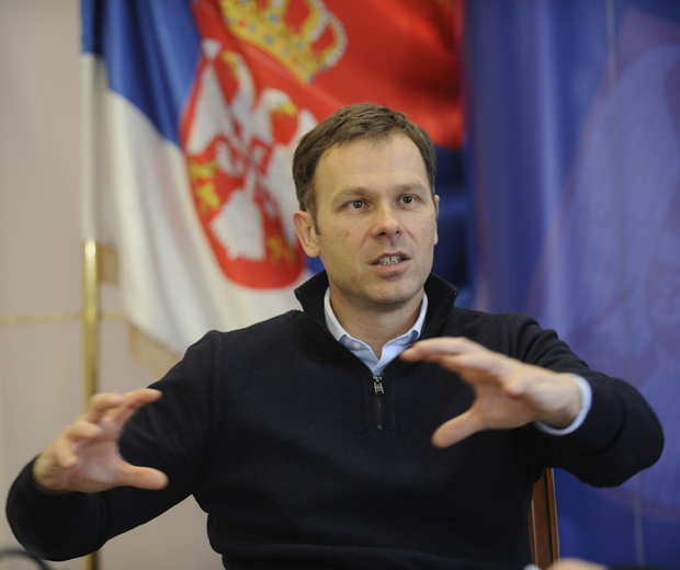 Више није питање да ли ће бити повишица, већ када и колико: Синиша Мали најављује веће плате и пензије у току године