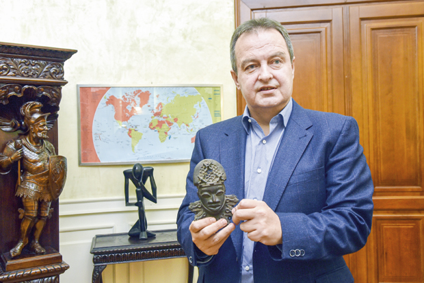 Лавров крије Захарову од мене: Ивица Дачић о егзотичној дипломатији и повлачењу признавања Косова