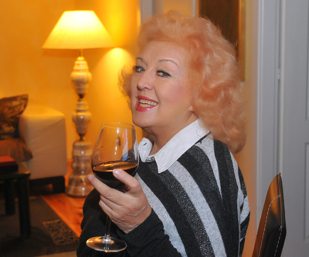 И данас добијам писма из Русије: Радмила Караклајић о блиставим  тренуцима у каријери, музици некад и сад