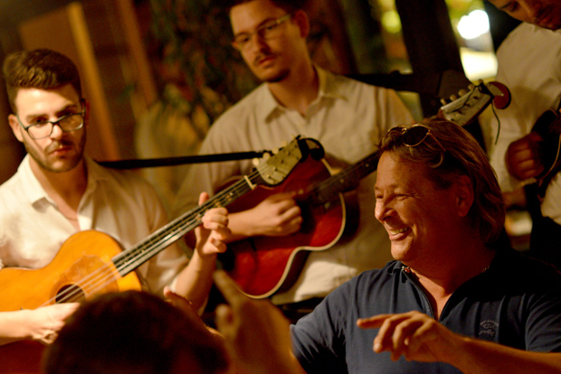 Све је мање добрих тамбураша, фијакера, снаша и салаша: Стих чувене песме Звонка Богдана више не стоји, звуци тамбурице све гласније се чују