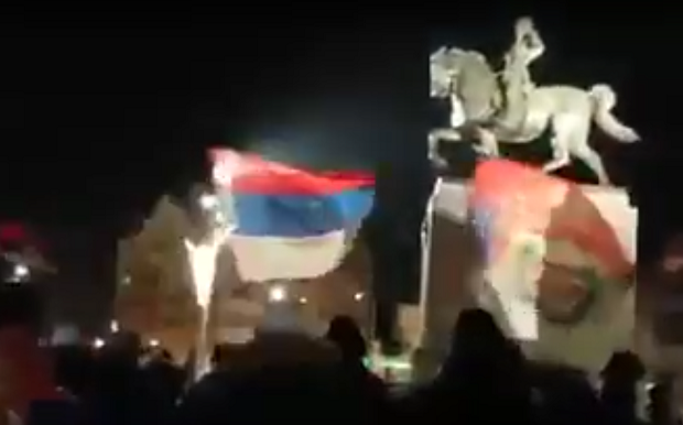 Нови Сад уз Србе из Црне Горе: Протест због отимања храмова (ВИДЕО)