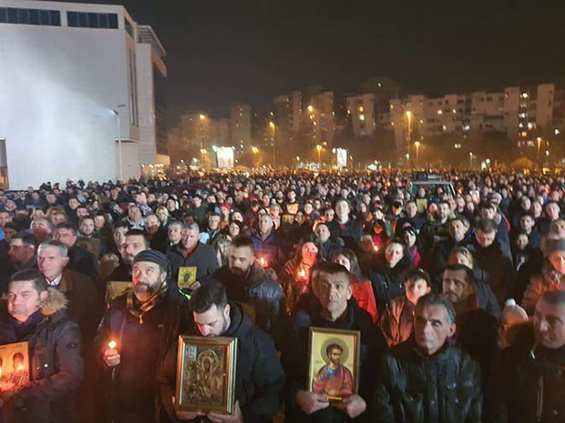 „Закон ме неодољиво асоцира на акт оцеубиства: Потомци породице Петровић Његош у одбрани српских светиња(ФОТО)