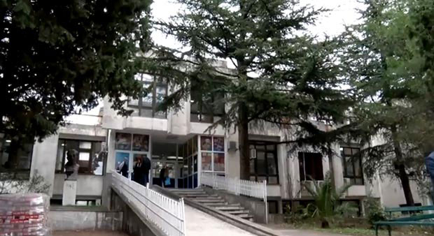 Један здравствени радник има симптоме вируса корона: Затворено одељење педијатрије Опште болнице Бар