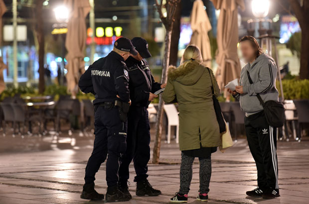 Пљуште казне, пријаве, грађани завршавају иза решетака: Због непоштовања забрана десетине особа сноси последице