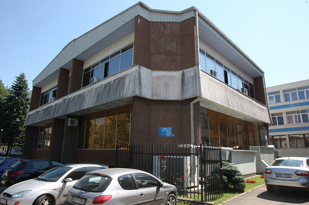 Српска све више стари: Далеко више умрлих него рођених