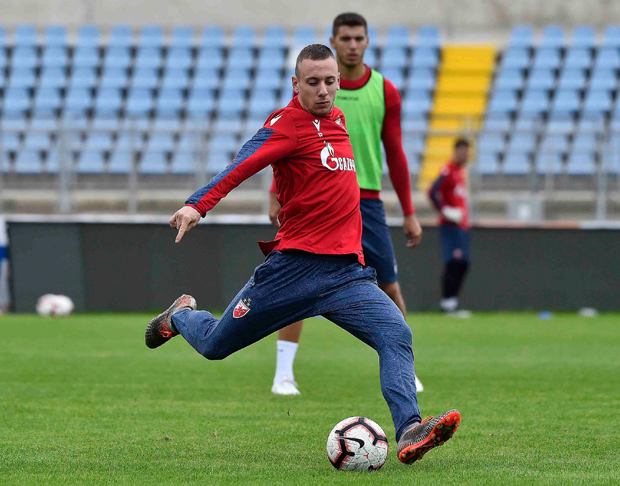 Југ сања Звездин север: Волео бих да носим црвено-бели дрес на пролеће, то је сан сваког играча