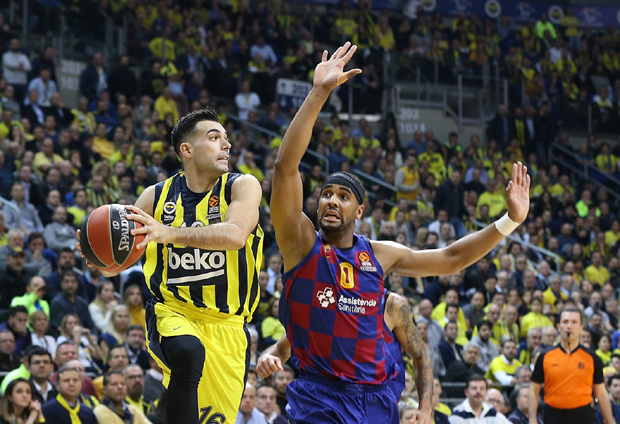 ЕЛ: Пешић бољи од Обрадовића у неизвесној завршници, Швед и Јовић срушили Реал