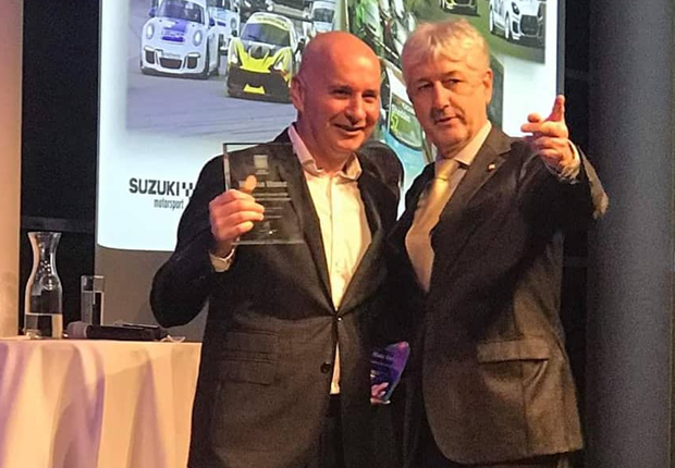 Најбољи српски аутомобилиста добио два признања у Бечу: Веснић првак ТЦР шампионата Источне Европе и Аустрије