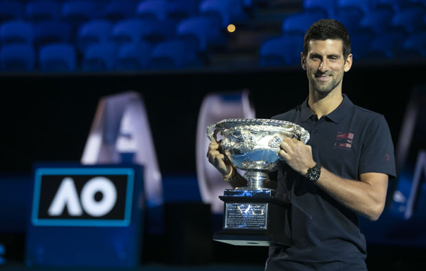 Новак напада осму круну у Мелбурну: Ђоковић жели нови пехар, Надал јури Федерера, док Роџер пребацује притисак на друге