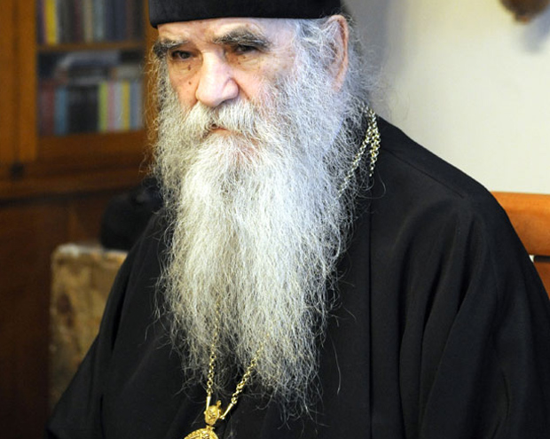 Одговор Амфилохија Милу Ђукановићу: Литије нису политички скупови