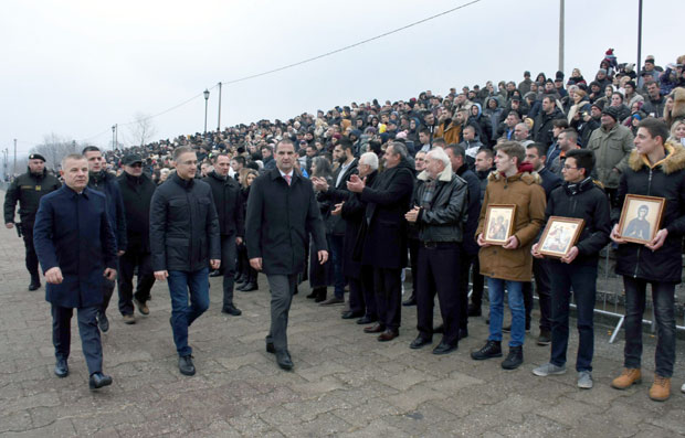 Небојша Стефановић на пливању за Часни крст у Гроцкој (ФОТО)