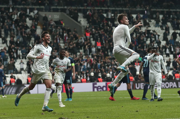 Љајићев гол недовољан да поништи Каријусову брљотину