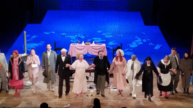 Министарка за сва времена: Безвремено Нушићево дело дочекано овацијама