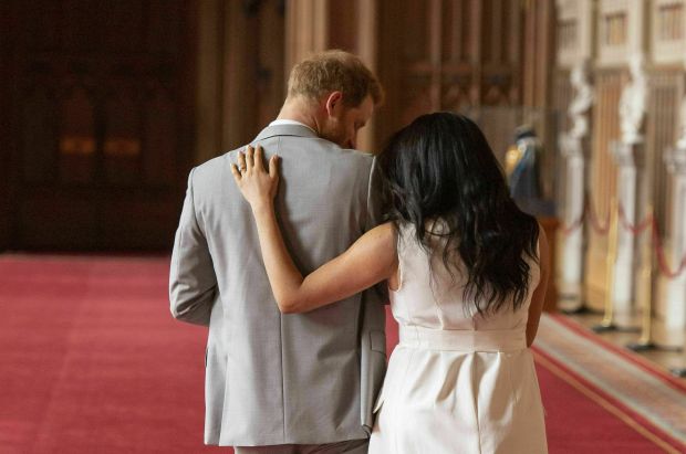 Принц Хари стигао у Канаду: Меган и ја смо желели да наставимо да служимо краљици, али сад смо на почетаку новог живота