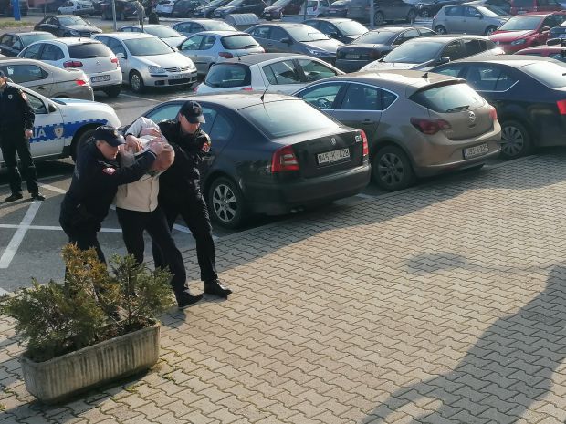 Блудни начелник бањалучке клинике предат Окружном јавном тужилаштву