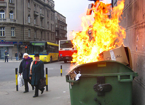 ЈКП Градска чистоћа упозорава: Жар не бацати у контејнере