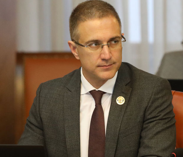 Стефановић: Нове лажи, Обрадовићу се не може веровати