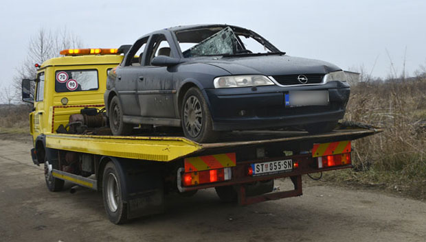 Млади полицајац активирао бомбу док је био у колима са љубавницом: Фотографије, снимци и НОВИ ДЕТАЉИ злочина код Батајнице