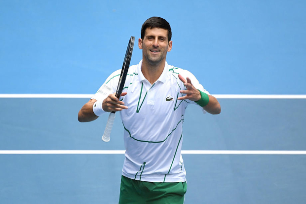 Новаку не смета док му овације са трибина прекидају интервјуе (ВИДЕО)