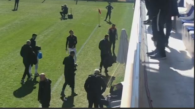 Саво Милошевић прекинуо утакмицу и повукао екипу са терена (ВИДЕО)