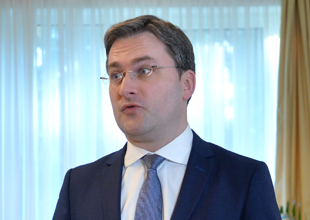 Шпијунка: Николи Селаковићу стигла пита из завичаја