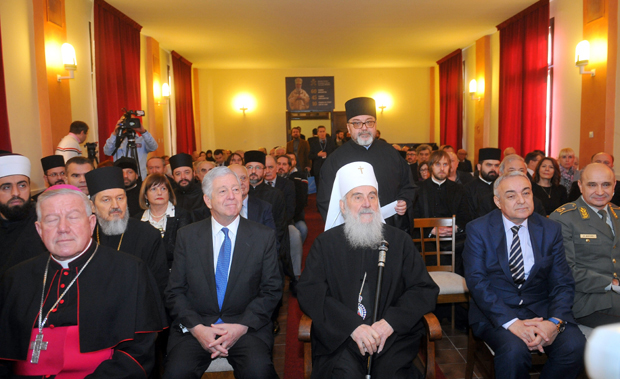 Пастир свог народа: Монографија о деценији служења патријарха Иринеја