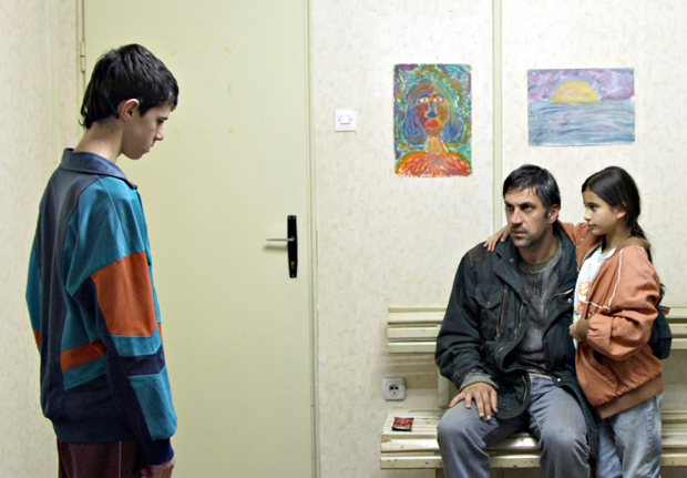 Најављен програм 48. Феста: Отац подиже завесу 