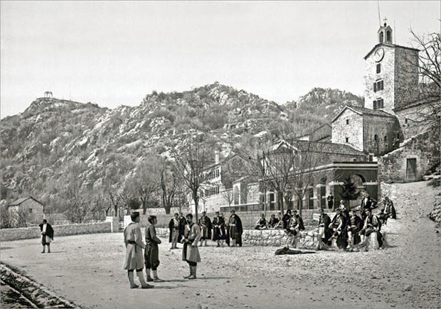 Књаз Никола уступа престо за 20.000 дуката