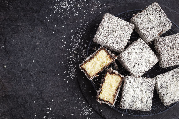 Бизарна несрећа: Жена преминула на такмичењу у једењу - ЧУПАВАЦА (ВИДЕО)