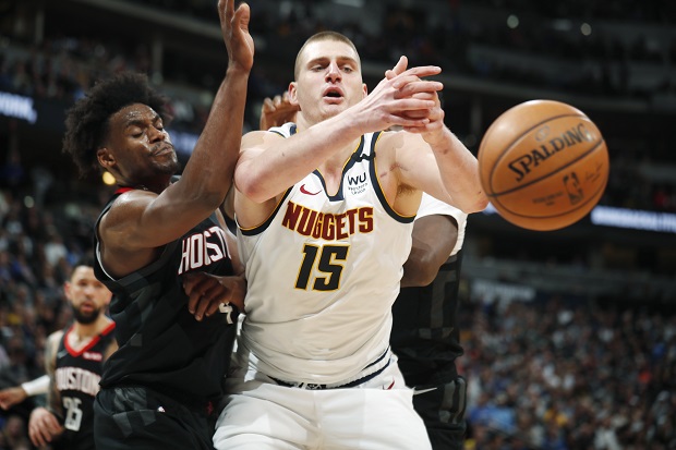 Јокић после добре партије у дану када је погинуо Брајант: То је мамба менталитет (ВИДЕО)