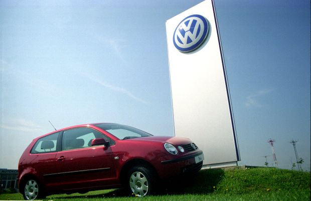 Срби највише воле немачка кола: Фолскваген и опел на прва два места, “Французи” тек на трећем и четвртом