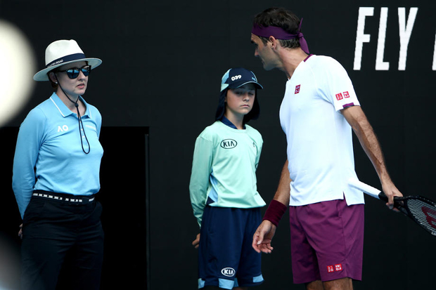 Федерер кажњен после Маријанине опомене