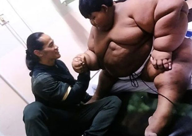 Био је најдебљи дечак на свету, погледајте како изгледа са 108 КИЛОГРАМА мање (ФОТО/ВИДЕО)