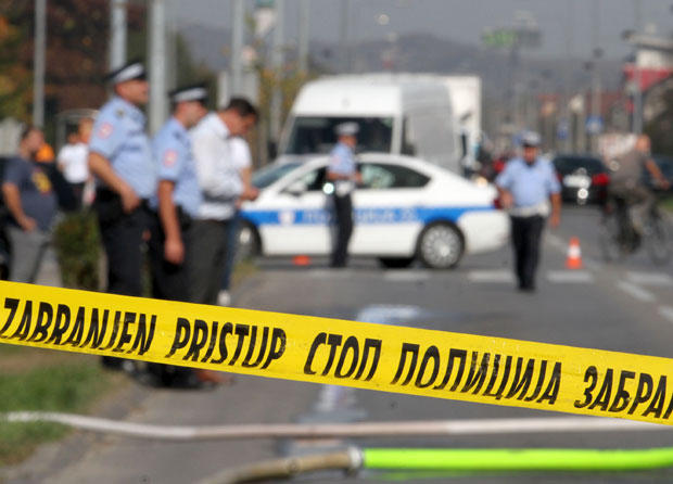 Тешка пљачка у центру Бањалуке: Раднику отели 20.000 марака