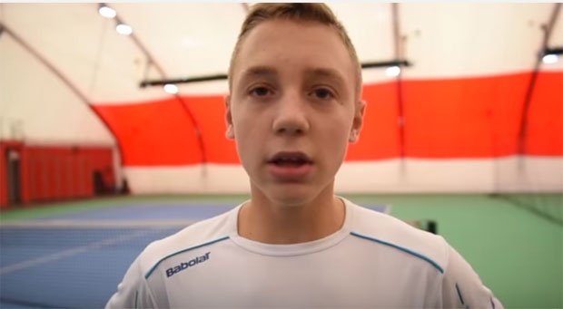 Млади српски тенисер испао после велике борбе: Међедовић заустављен у Мелбурну