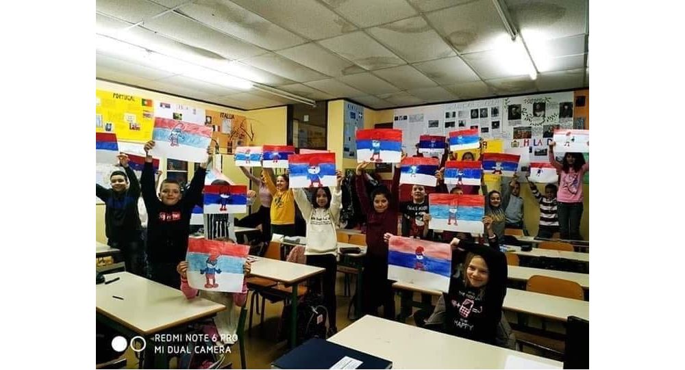  Учитељица коју гоне открива: Како је Велики Штрумпф пољуљао Црну Гору