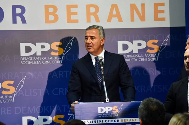 После фијаска у Беранама, Мило Ђукановић узнемирен питао: Ако намећете српство изван граница Србије како се онда осећамо ми који смо Црногорци?