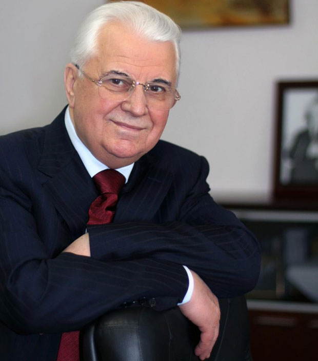 Стаљин се није срео са Хитлером, Кравчук бунца: Руски историчари демантују првог председника Украјине 