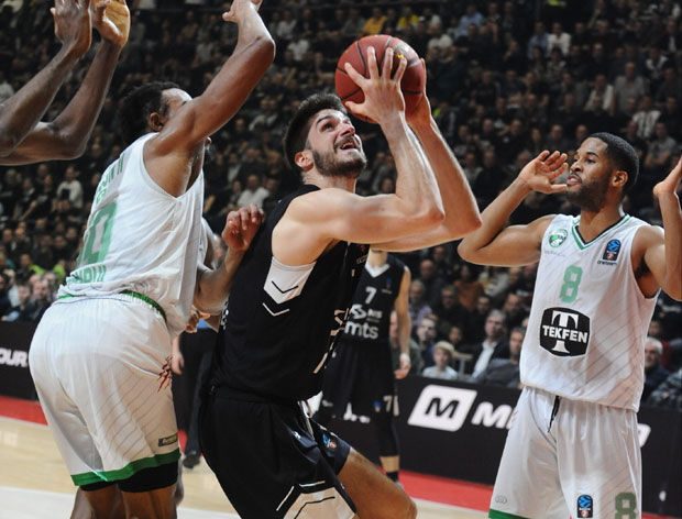 Реванш са каматом: Партизан убедљив против Дарушафаке, четвртфинале Еврокупа све ближе (ФОТО/ВИДЕО)