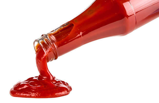 Да ли кечап треба држати у фрижидеру или ван њега? Ево шта је исправно