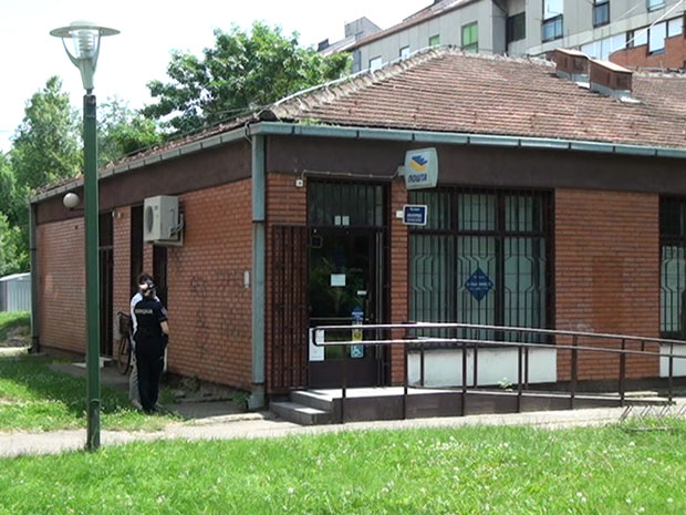 Поново опљачкана пошта у Кикинди: Разбојник однео око 200.000 динара