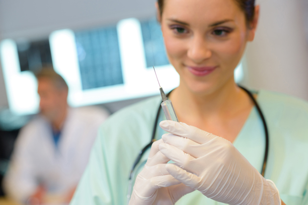 Медицинска сестра добила РАК, па ПРЕМИЈУ на лутрији: Оно што је урадила са новцем донело јој је НАЈВЕЋУ РАДОСТ у животу