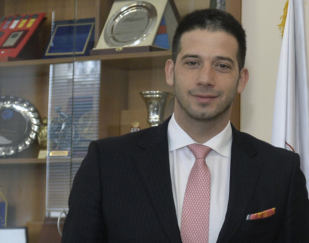 Шпијунка: Вањи Удовичићу лопта са аутограмима будућих шампиона