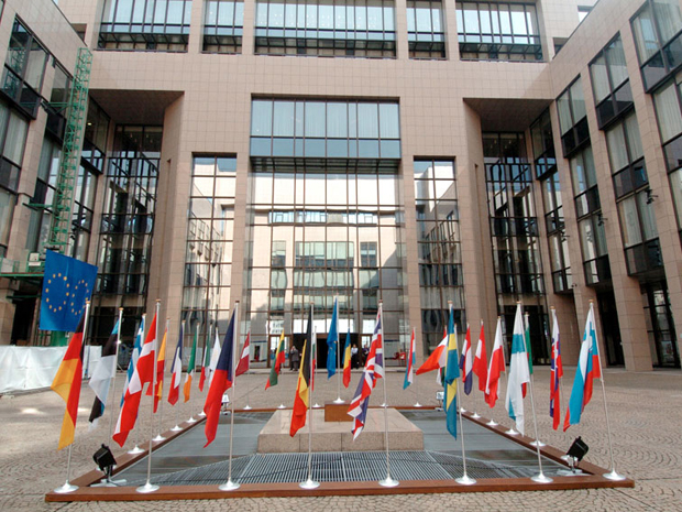 ЕК против бојкота избора: Дебати је место у парламенту; Брнабић: Ђилас изнео неистине у Бриселу