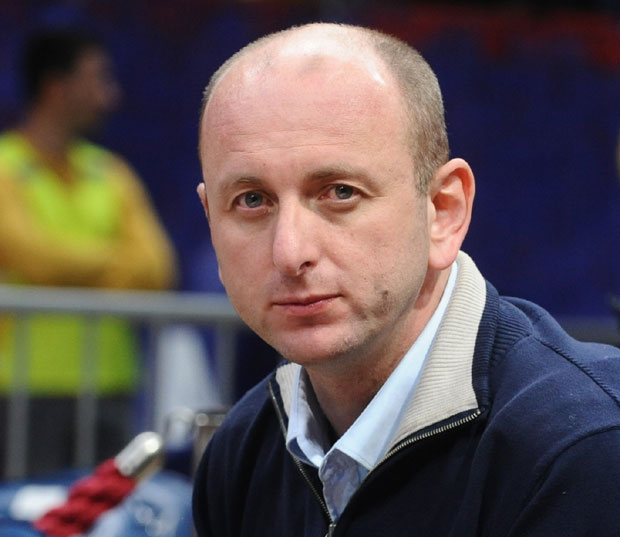 Милан Кнежевић, за „Новости“, после хапшења мајке: „Лисице“ због литије